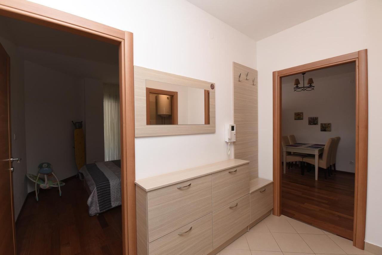 Apartamenti Enjoy Petrovac Exterior photo