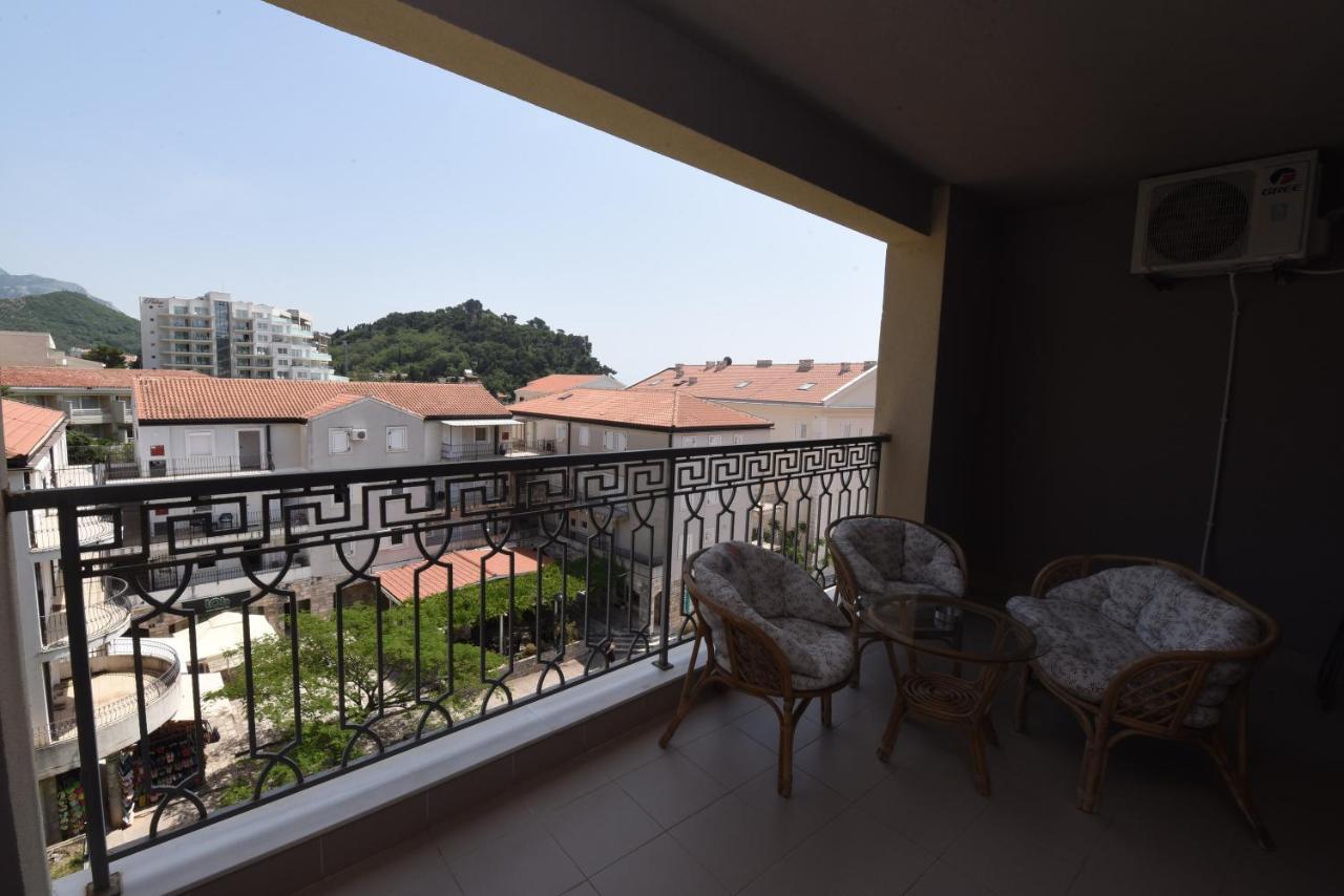 Apartamenti Enjoy Petrovac Exterior photo
