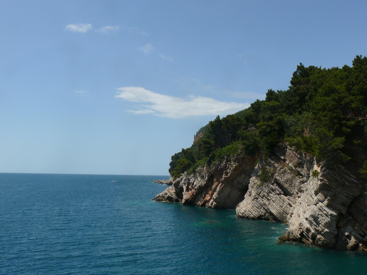 Apartamenti Enjoy Petrovac Exterior photo